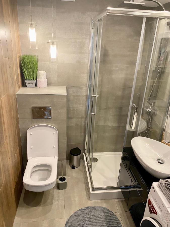 Apartament Glamour Work&Relax, Obok Areny Gliwice, Fv Lägenhet Exteriör bild